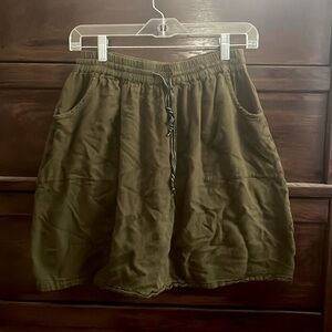 Skirt With Pockets!! Emberley Size S A-Line Skirt